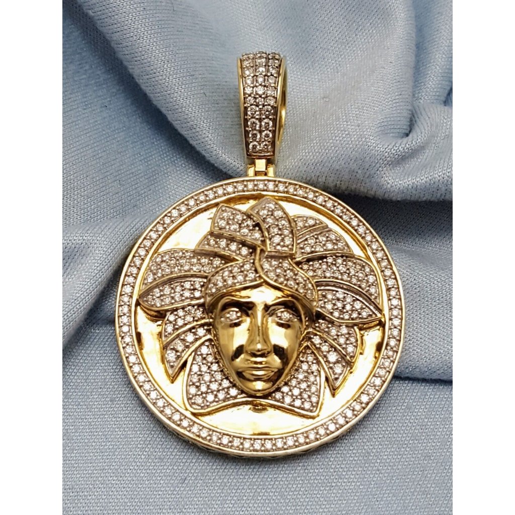 Unique 10k Karat Solid Yellow Gold Circular Medusa Versace Diamond Charm Pendant